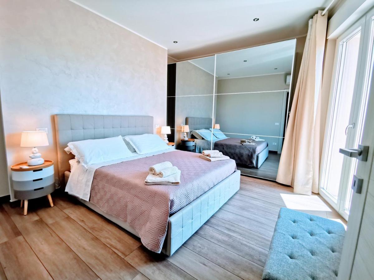 Appartamento Attico Belvedere Centralissimo Vista Mare Termoli Esterno foto